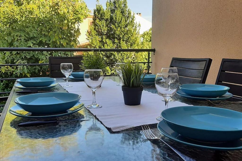 Toulouse Charmant T3 Ponts Jumeaux Avec Terrasse Appartement Buitenkant foto